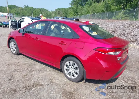 2020 Toyota Corolla Le z USA, uszkodzony, nr VIN JTDEPRAEXLJ087520